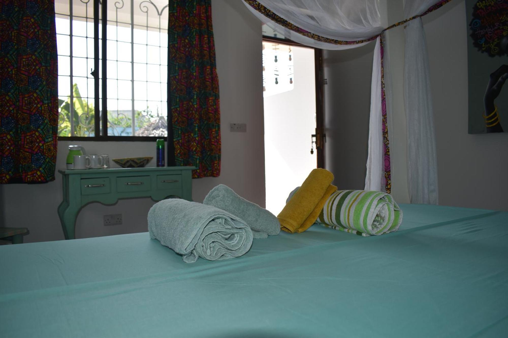 Bed and Breakfast Pineapple House Nungwi Exterior foto